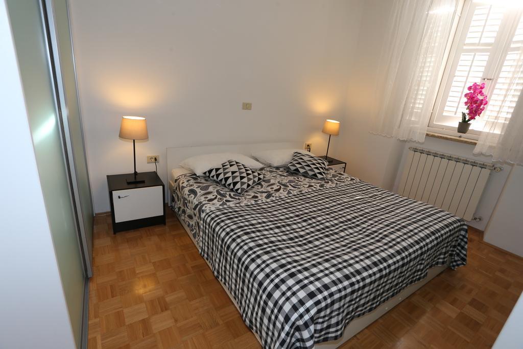 Allure Apartma